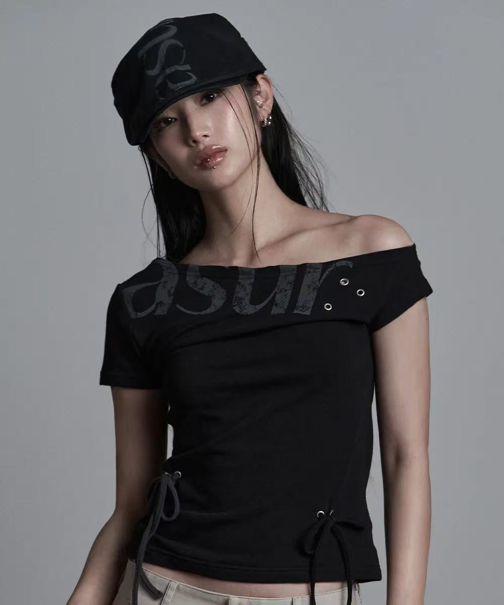asur Punching Unbalance Off-shoulder T-shirt - 3 colors