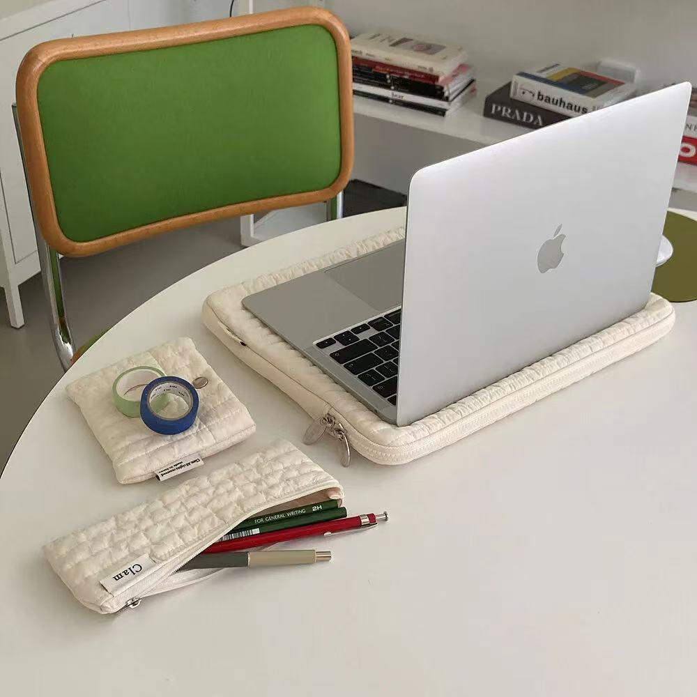 Clam Tablet & Laptop Case - 2 colors