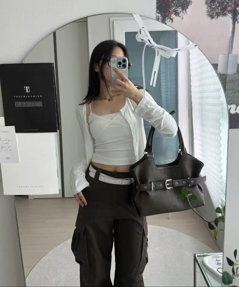 Stand Oil Lene Bag - 3 colors