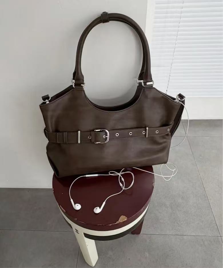 Stand Oil Lene Bag - 3 colors