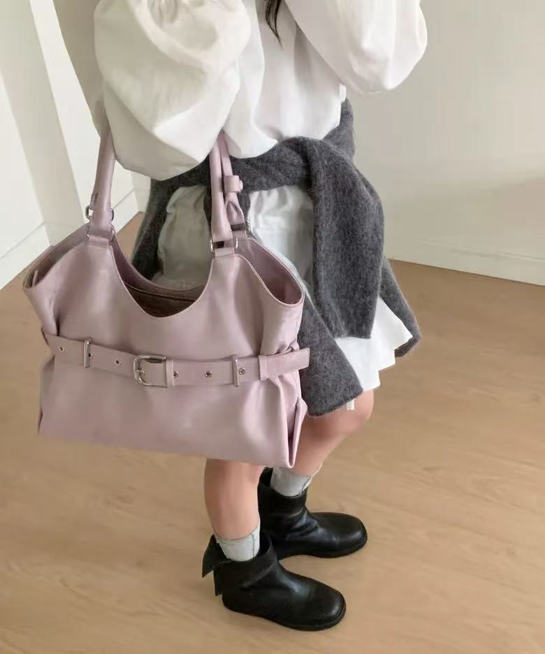 Stand Oil Lene Bag - 3 colors