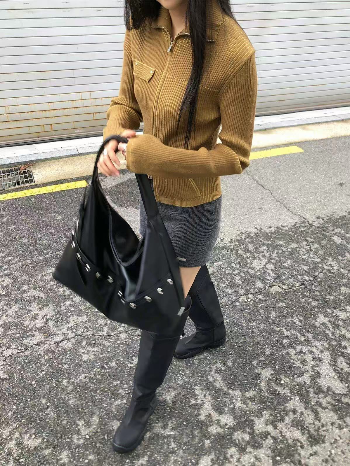 RAIVE Cela Shoulder Bag - 2 colors