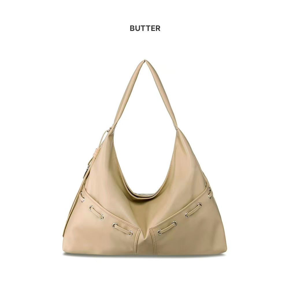 RAIVE Cela Shoulder Bag - 2 colors