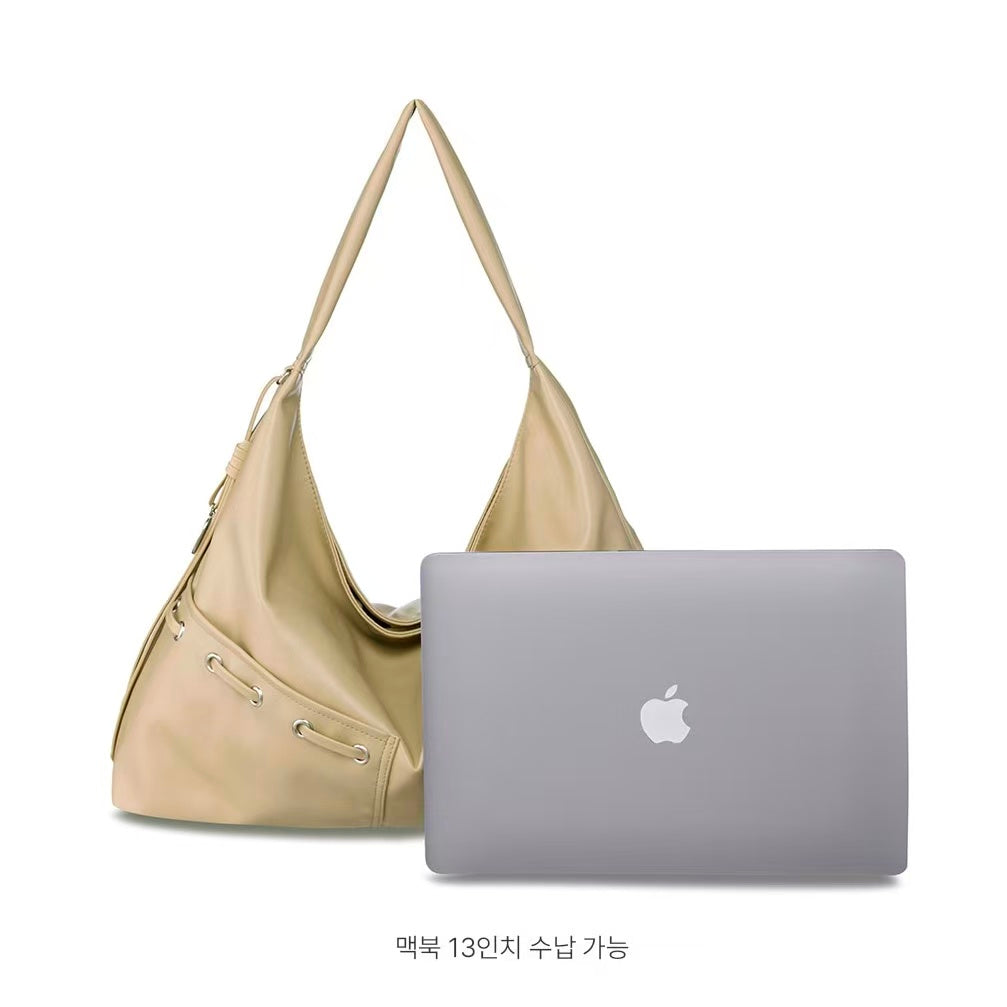 RAIVE Cela Shoulder Bag - 2 colors