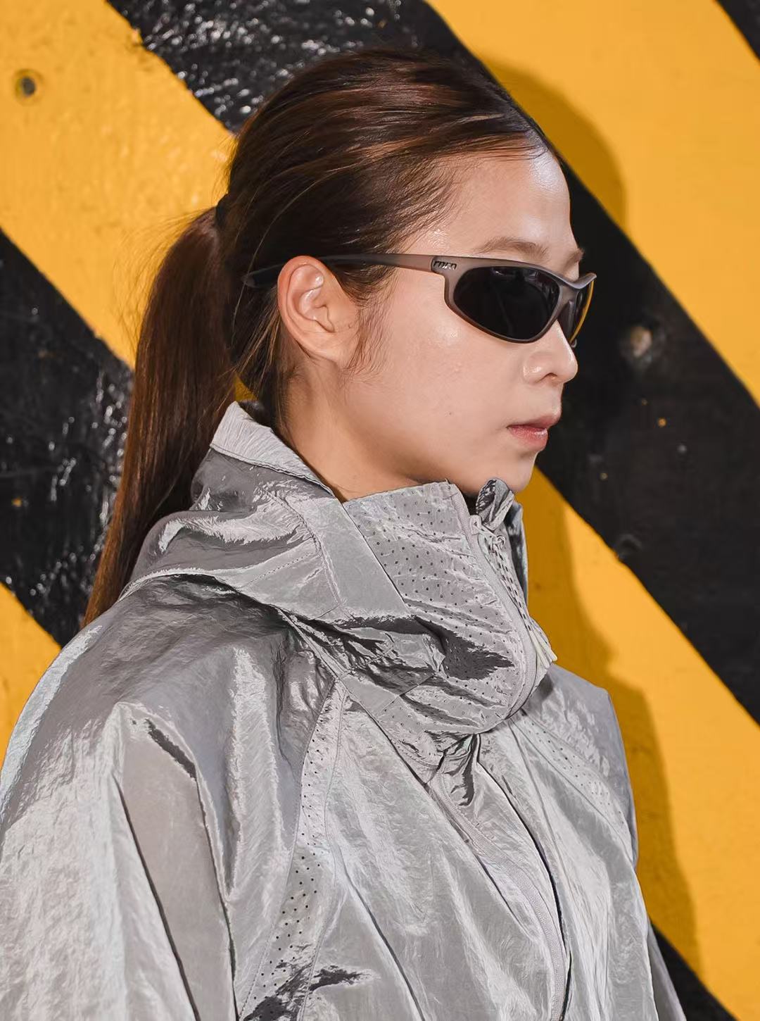 rnrn Eye Scope Running Sunglasses - Translucent grey