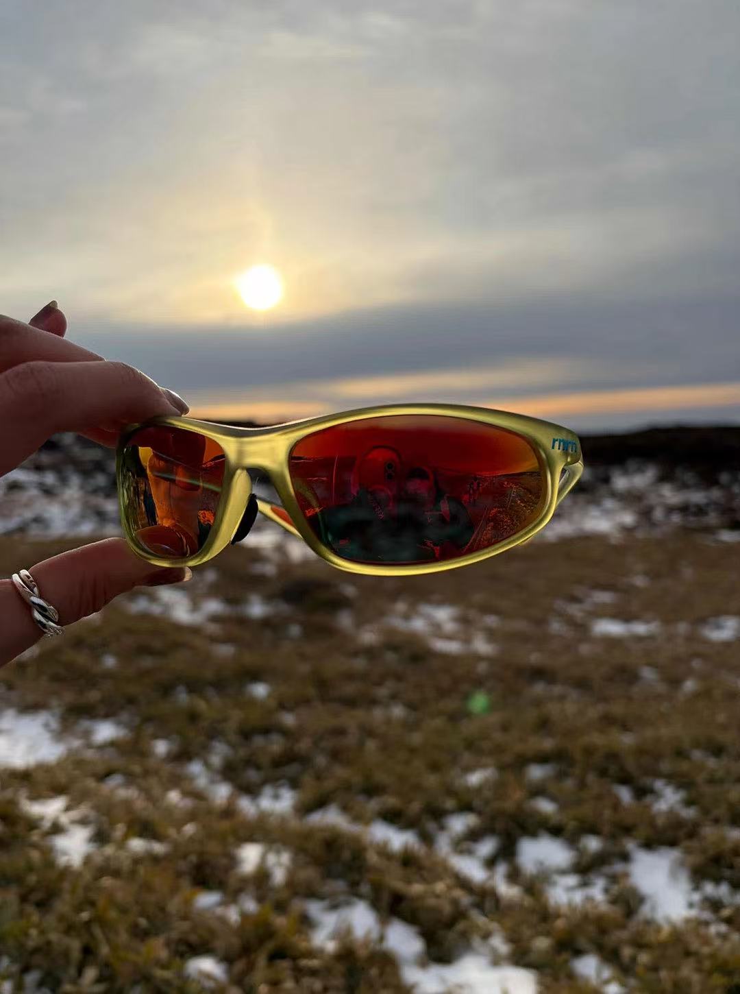 rnrn Eye Scope Running Sunglasses - Translucent green