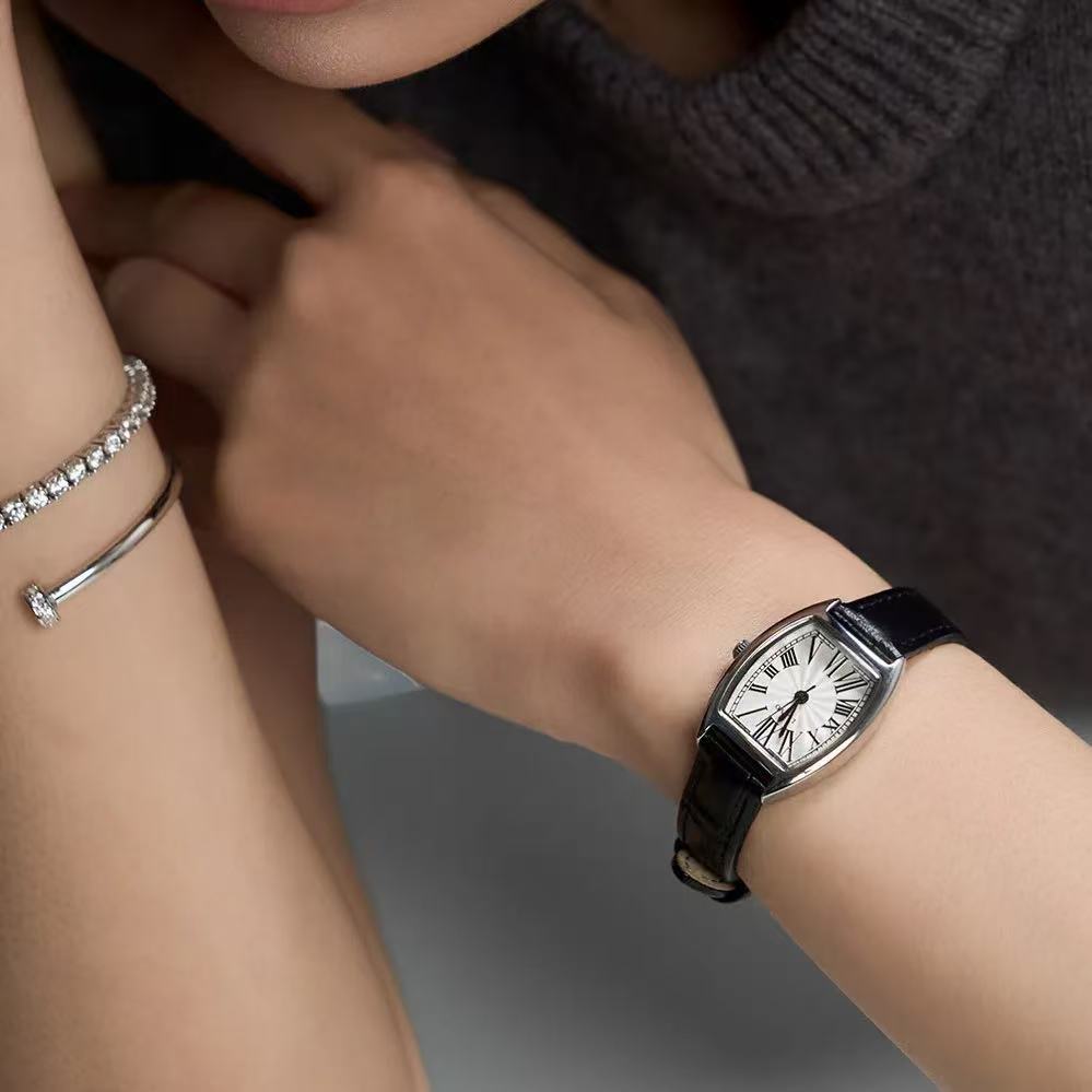 LLOYD Tonneau Modern Women's Watch - 3 colors
