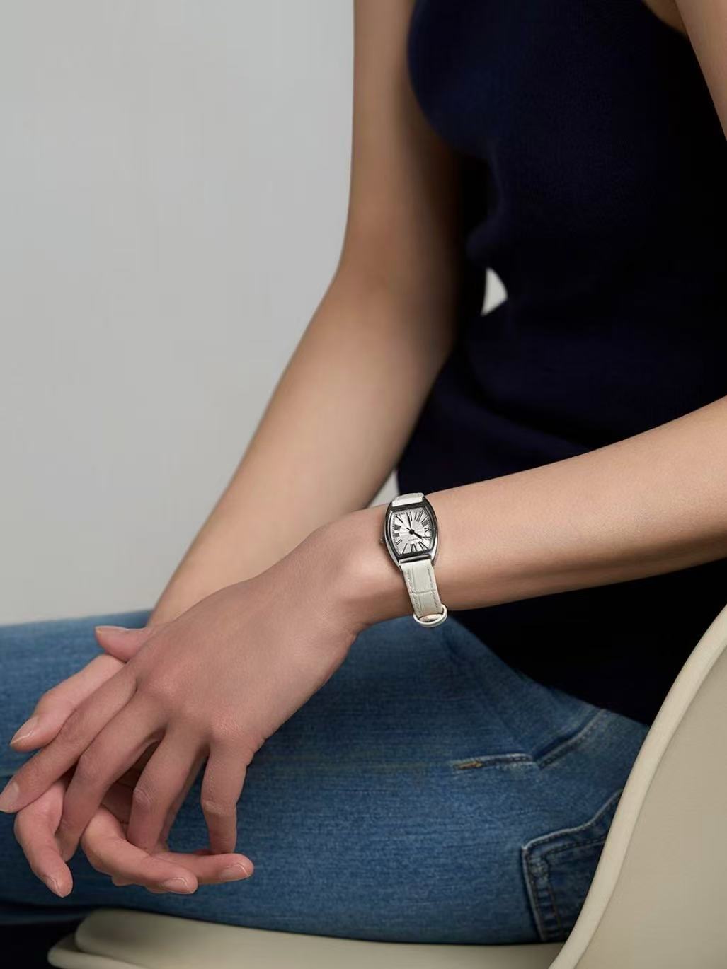 LLOYD Tonneau Modern Women's Watch - 3 colors