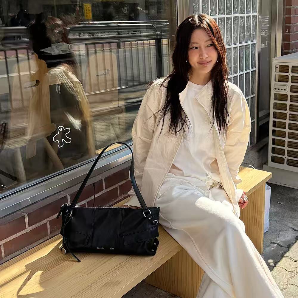 Matin Kim Wide Nemo Shoulder Bag - 2 colors