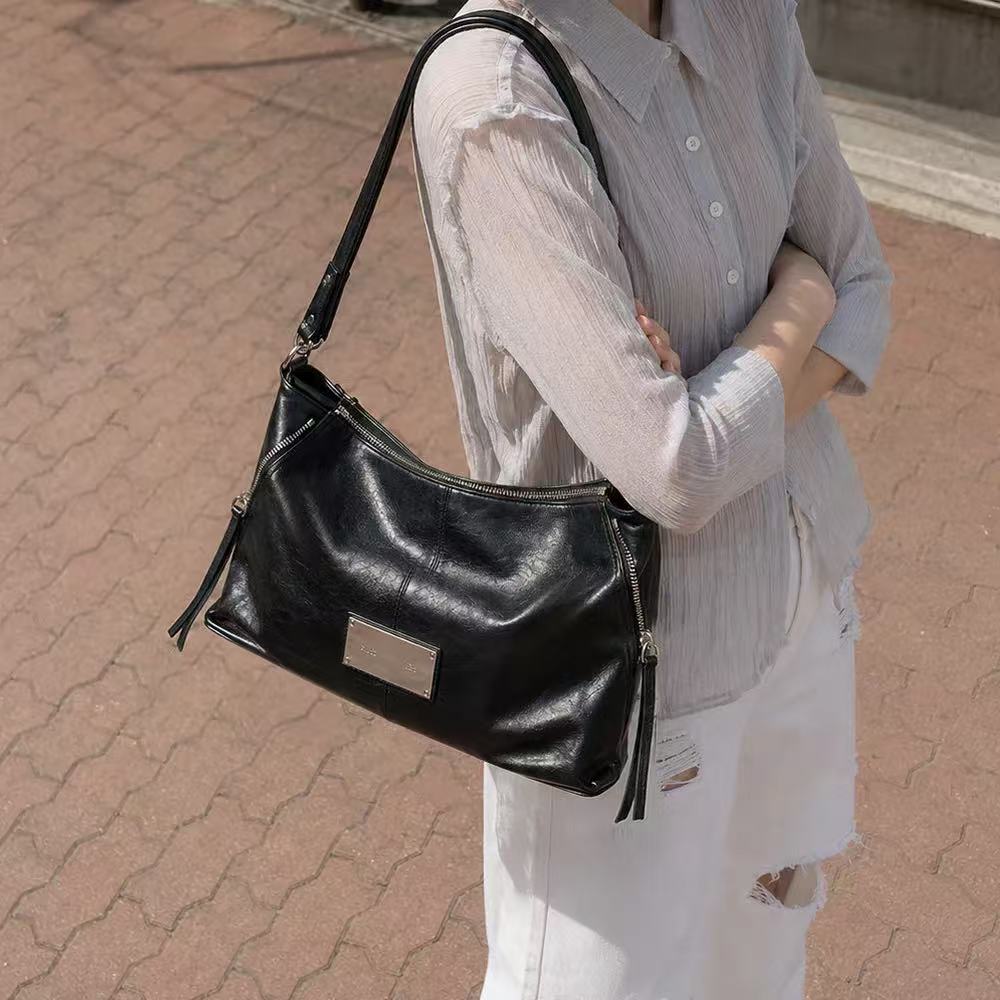 Matin Kim Side Zipper Shoulder Bag - 2 colors