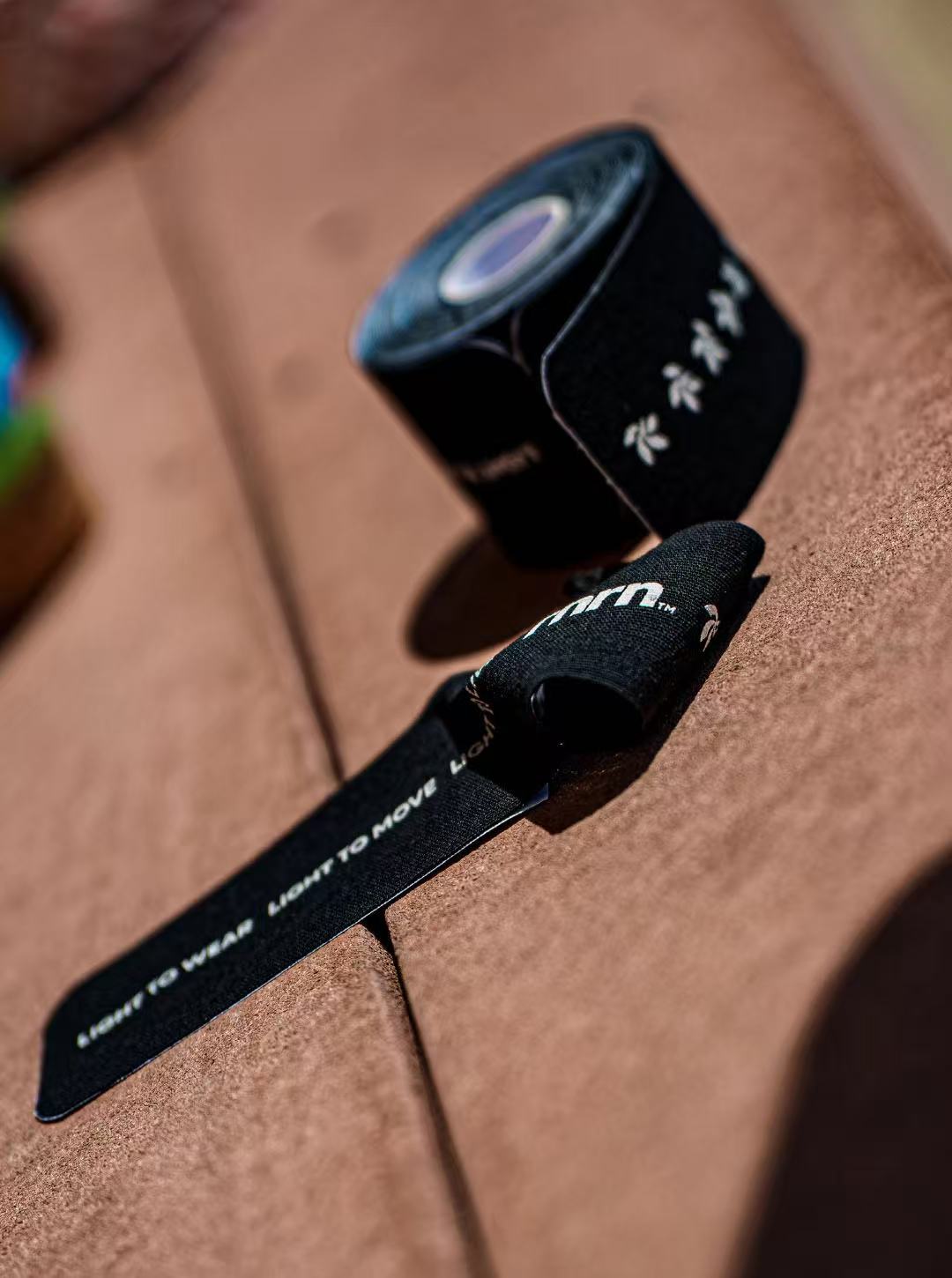rnrn ENDURO Racing Tape