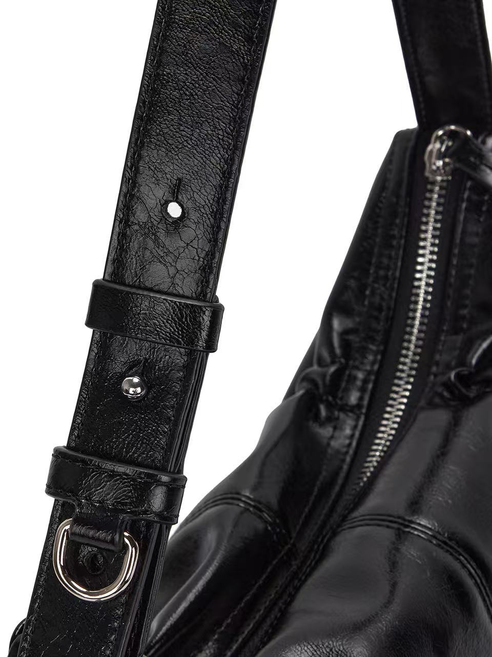 Matin Kim Half Shirring Ribbon Round Bag - 2 colors