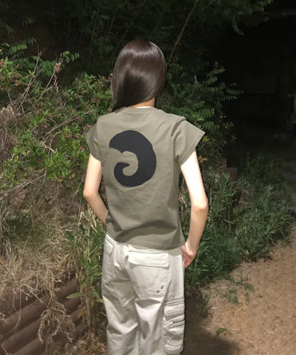 tansanmagnesium Horn Applique T-shirt - 9 colors