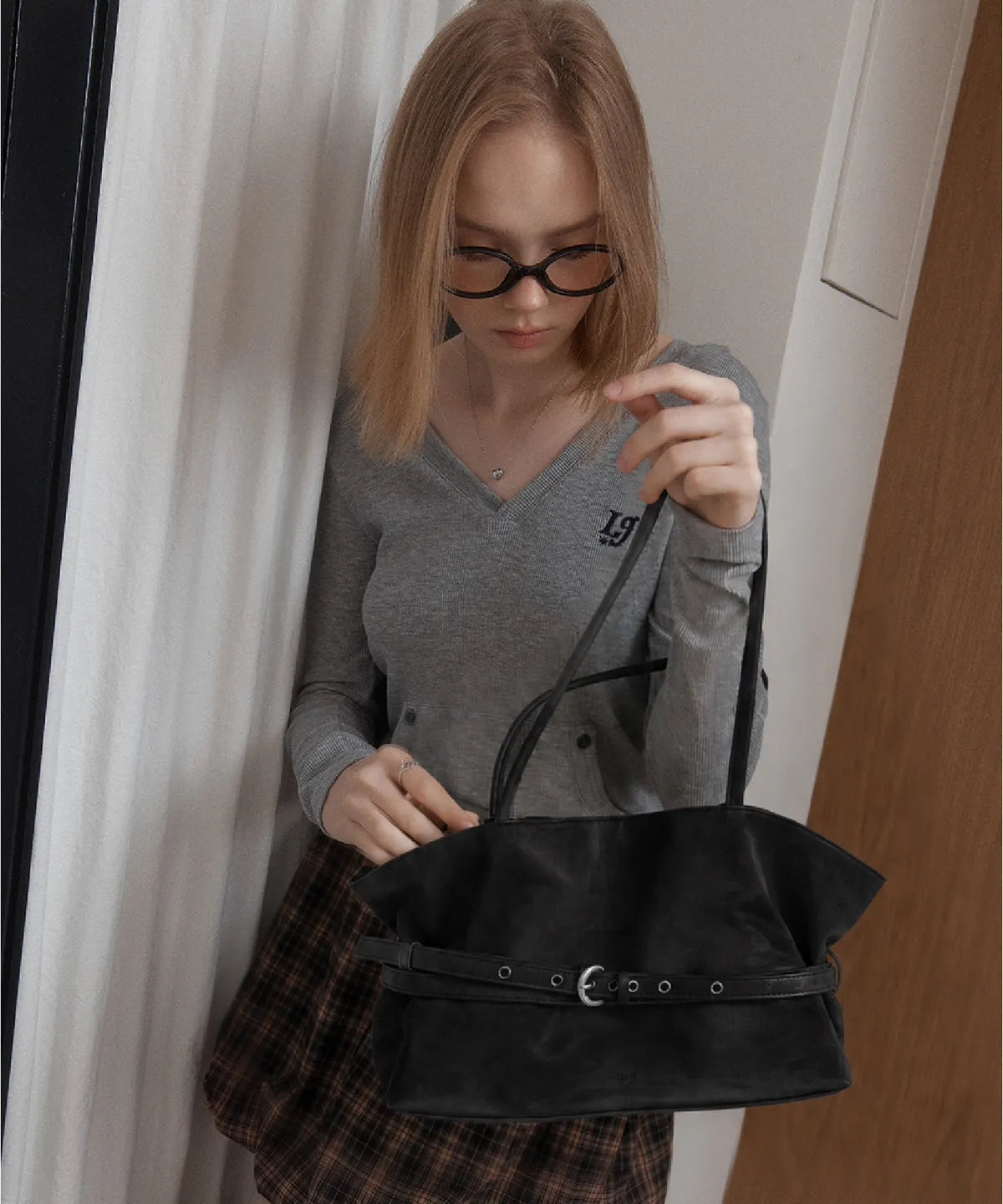 Leterie Mellow Reversible Belt Tote Bag - 8 colors