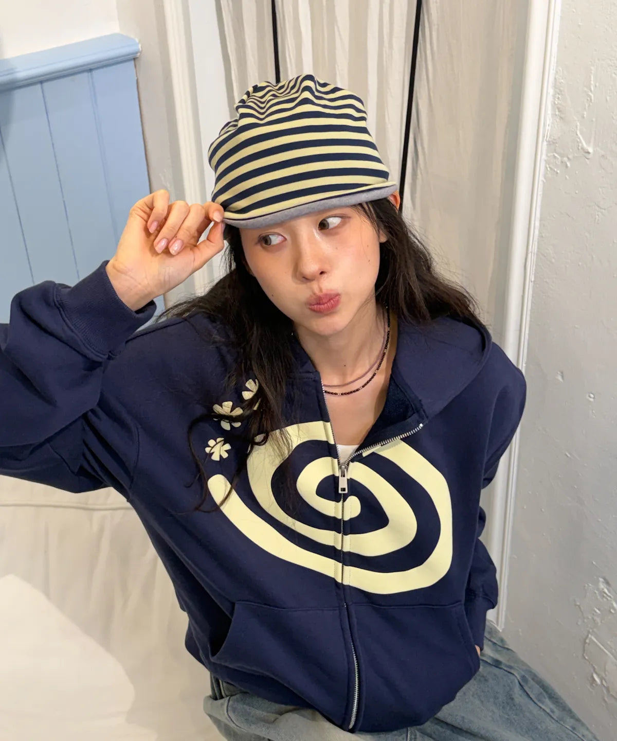 AMOU Molly Hoodie Zip Up - 3 colors