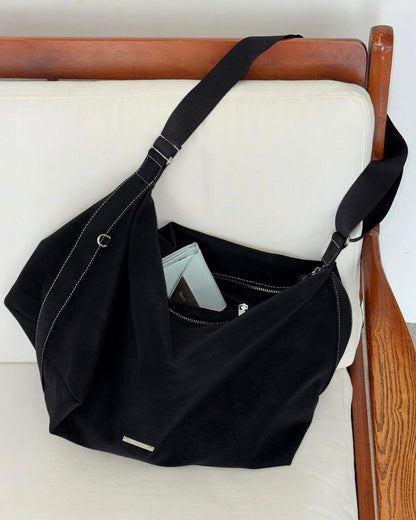 fennec Roomy Hobo Bag - 2 colors