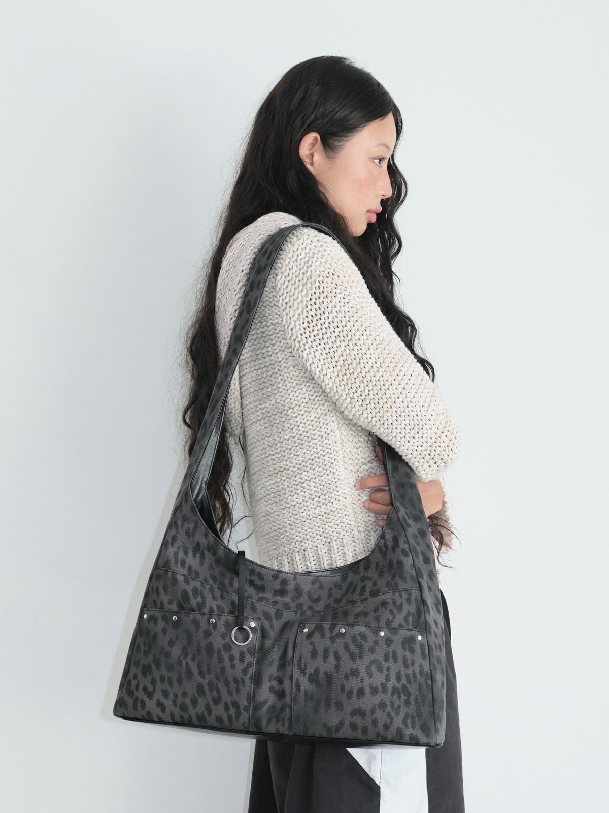 fennec Bash Slouchy Bag - 4 colors