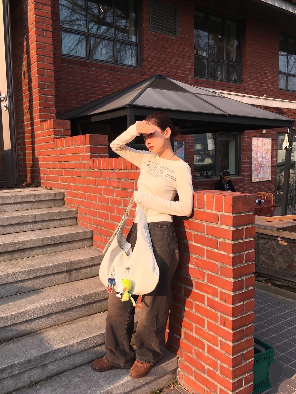 Leterie Buckle Reversible Shoulder Bag (新色) - 3 colors