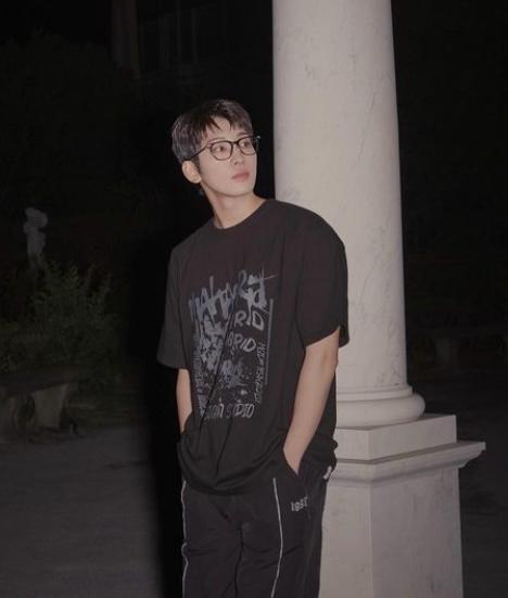 Mahagrid Corp Tee - 4 colors
