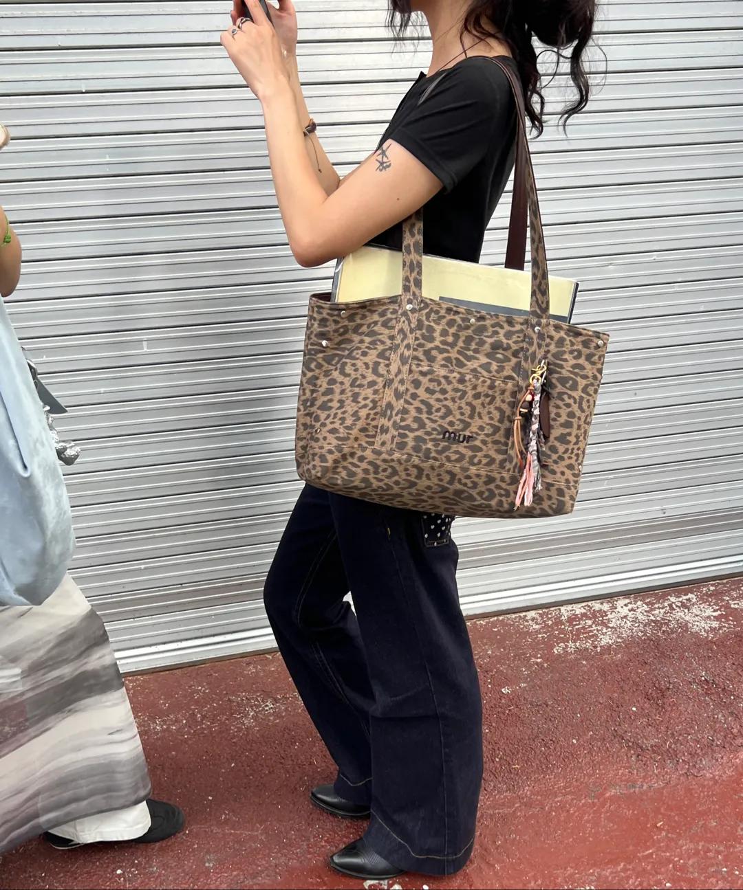 mur Reversible Polar Tote Bag - 5 colors