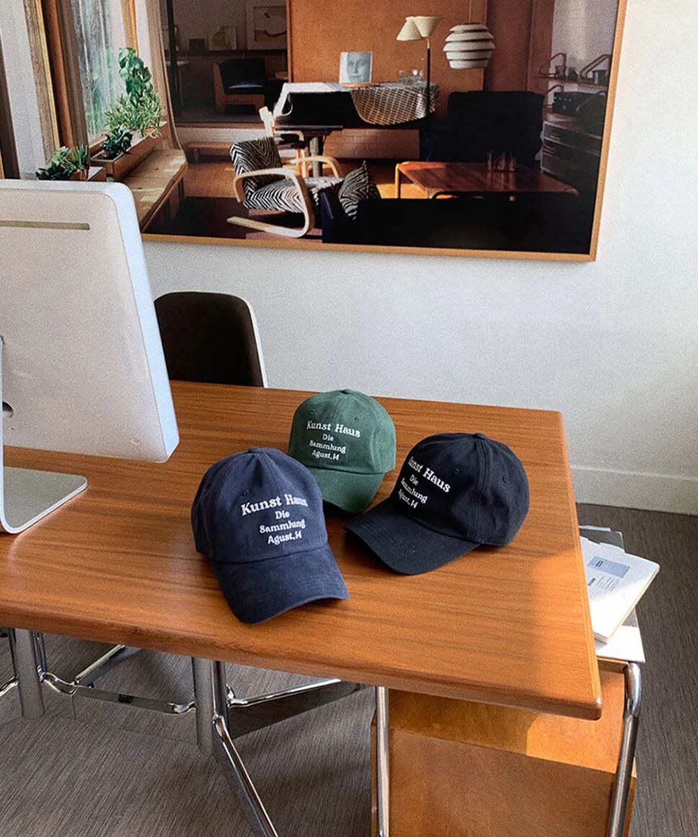 DUMARO Kunst House Cotton Ball Cap - 38 colors